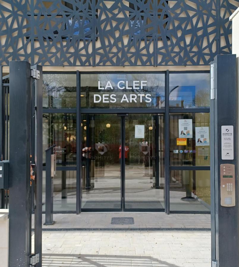 Aparthotel Domitys La Clef Des Arts Châlons-en-Champagne Esterno foto