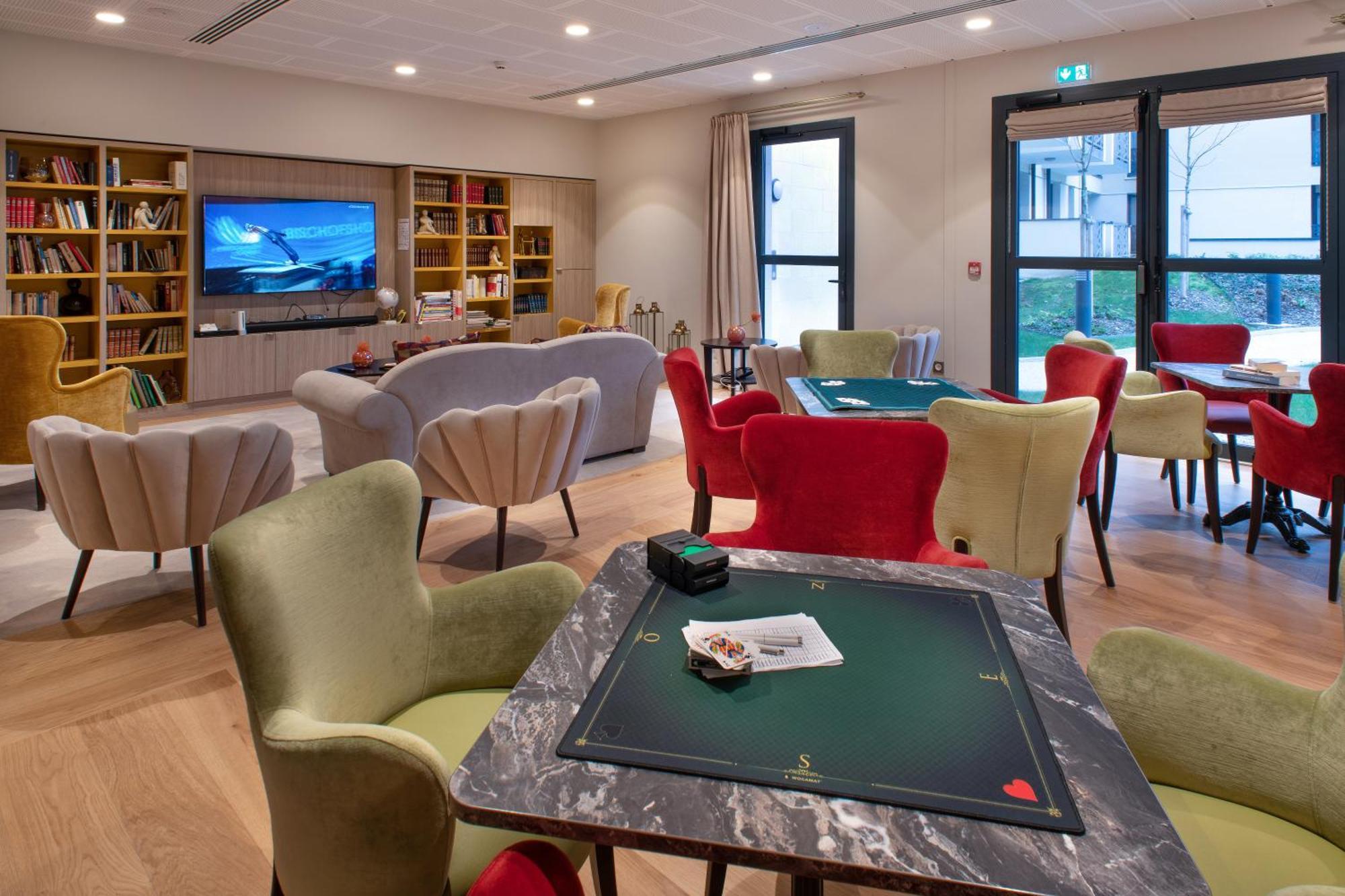 Aparthotel Domitys La Clef Des Arts Châlons-en-Champagne Esterno foto